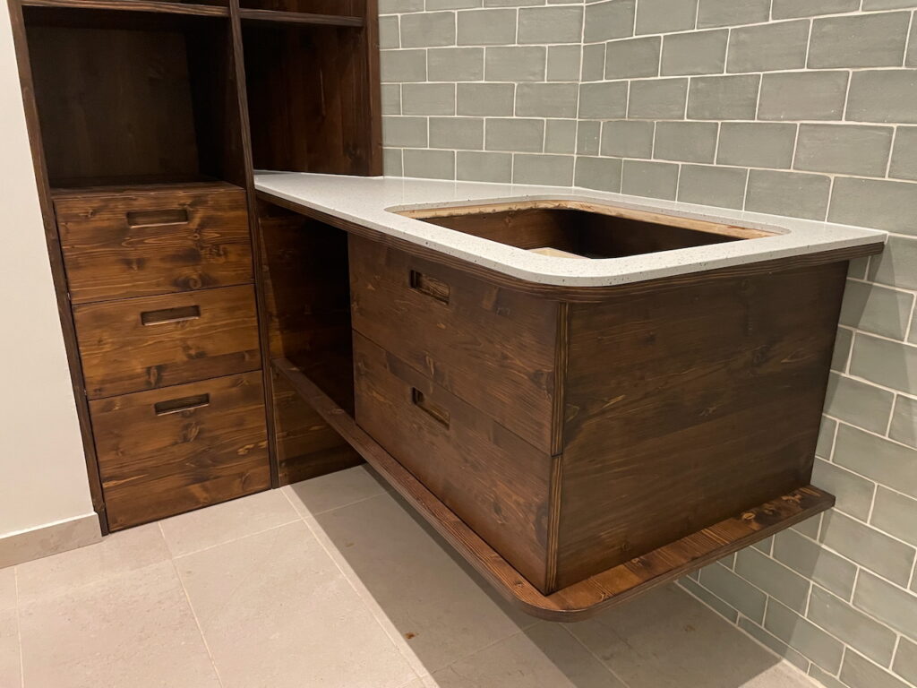 Meuble sous vasque trois tiroirs